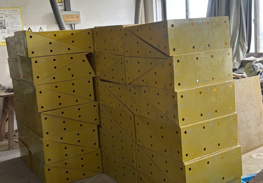 Packed yellow insulation laminate boards